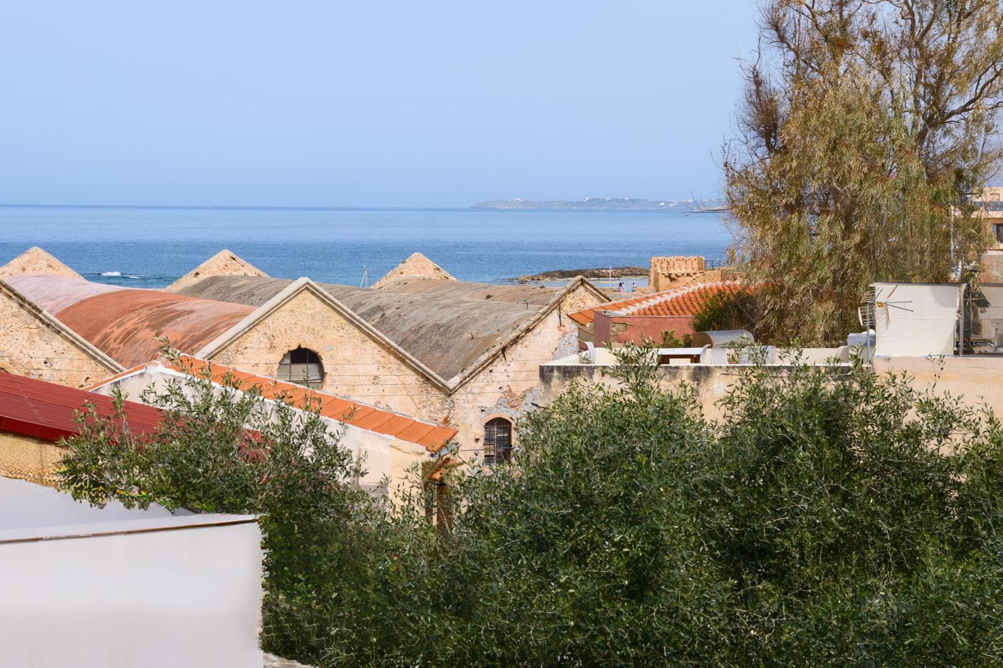 Nival Luxury Suites Chania  Bagian luar foto